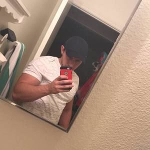 Meet your Posher, Luis